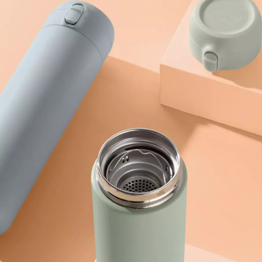 Kubek termiczny termos z zaparzaczem BERGHOFF LEO 700 ml błękitny stalowy