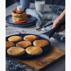 Patelnia do pancakes indukcja DUKA KRISPA 26 cm czarna aluminium